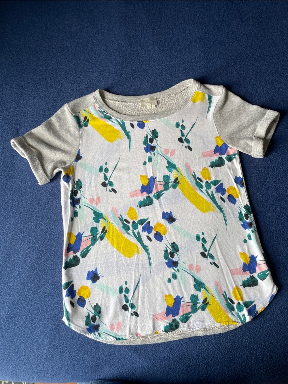 Deletta floral and grey top, Sm, GUC